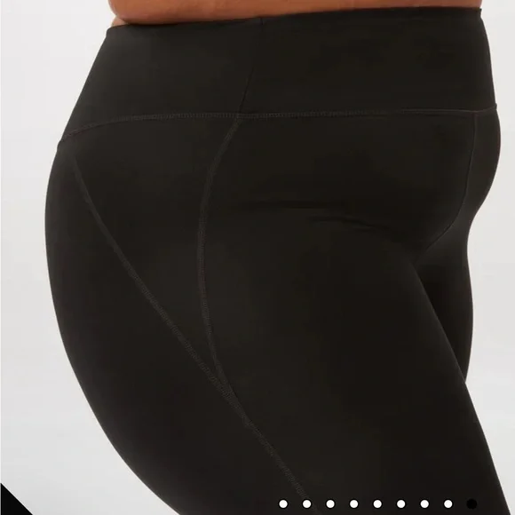 Girlfriend Collective - Black Compressive High-Rise Legging - Picture 7 of 9